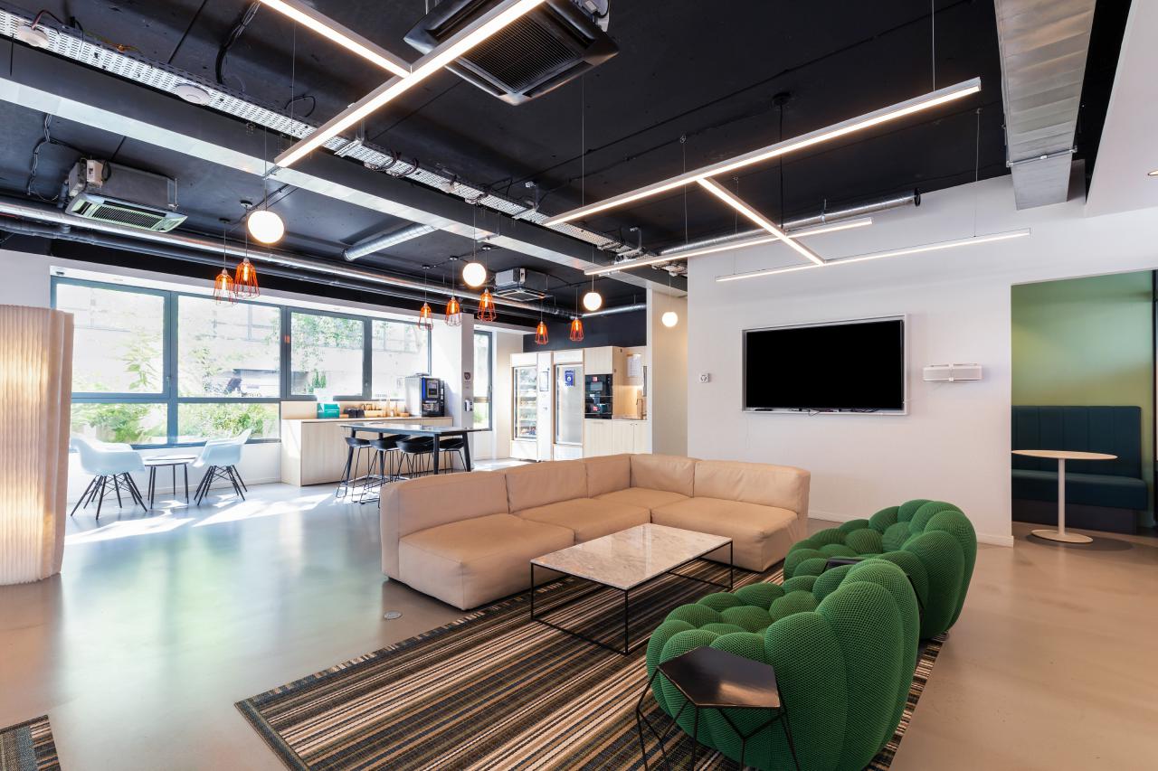 Bureau Ivry-sur-Seine 910m² Location bureau Ivry-sur-Seine Val-de-Marne OLBUR2104453 2